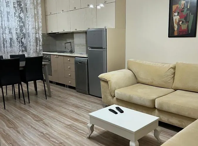 Ergi's Host تيرانا