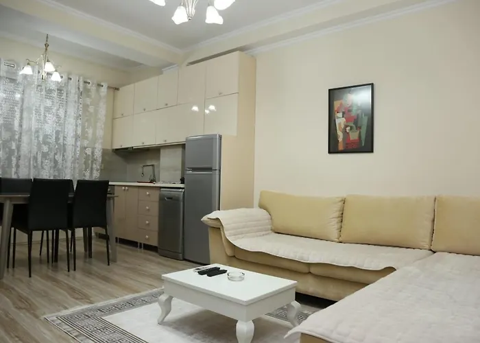 شقة Ergi's Host تيرانا